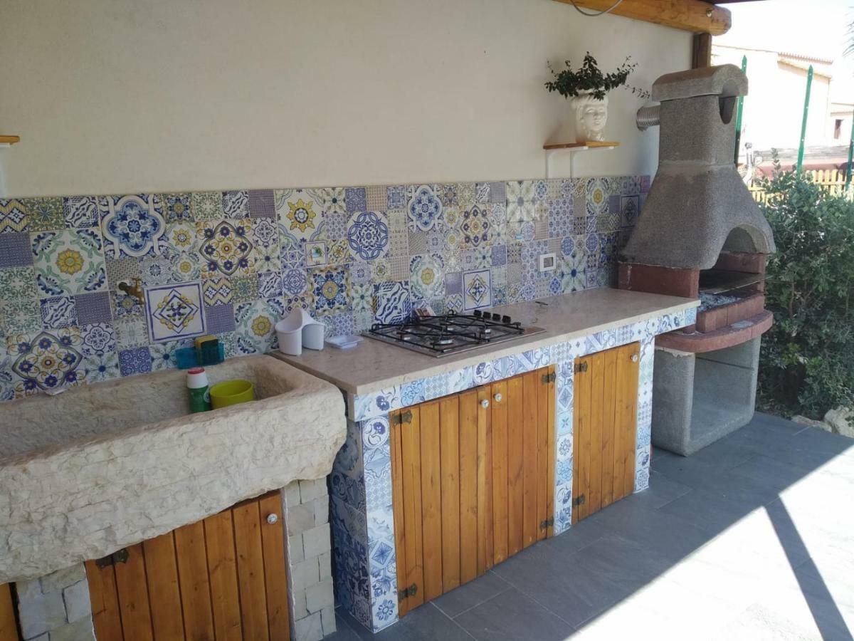 Bed and Breakfast L'Isola Del Sole Castelluzzo Exterior foto